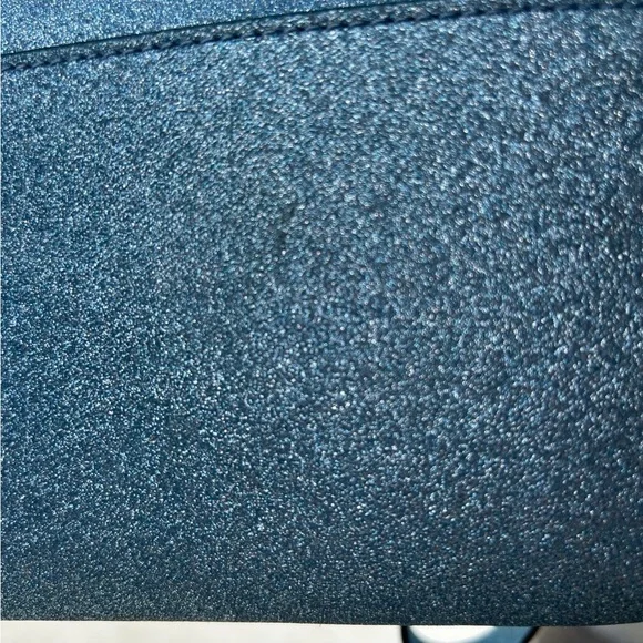 ✨ BNWT Kate Spade Glitter Wristlet Wallet – Cinderella-Approved ✨ - Picture 6 of 6